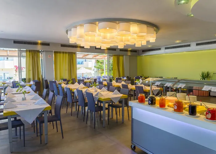 Mare & Water Park Hotel