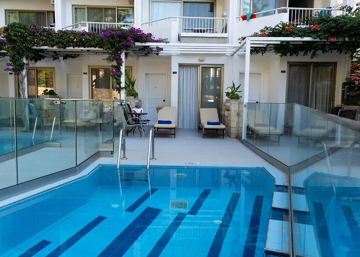 Mare & Water Park Hotel