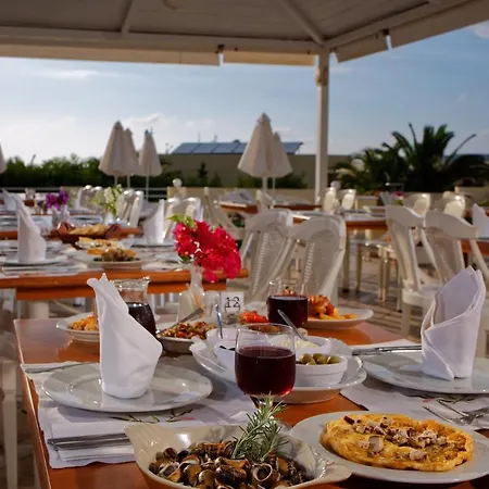 Mare & Water Park ريثيمنو