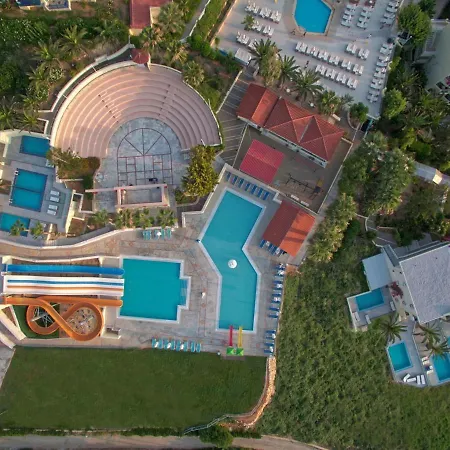 Mare & Water Park 5*