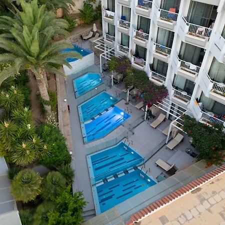 Mare & Water Park 5* Resmo