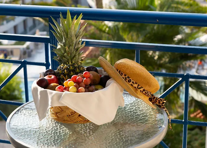 Mare & Water Park Otel 5*