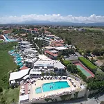 Mare & Water Park ホテル 5*