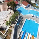 Mare & Water Park 5*