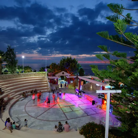 Mare & Water Park Hotel 5*
