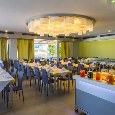 Mare & Water Park Hotel