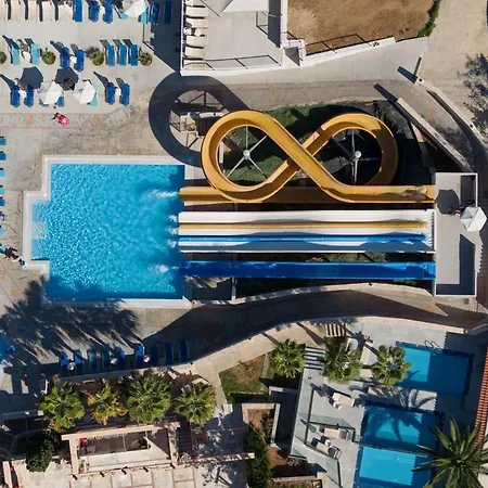 Отель Mare & Water Park 5*