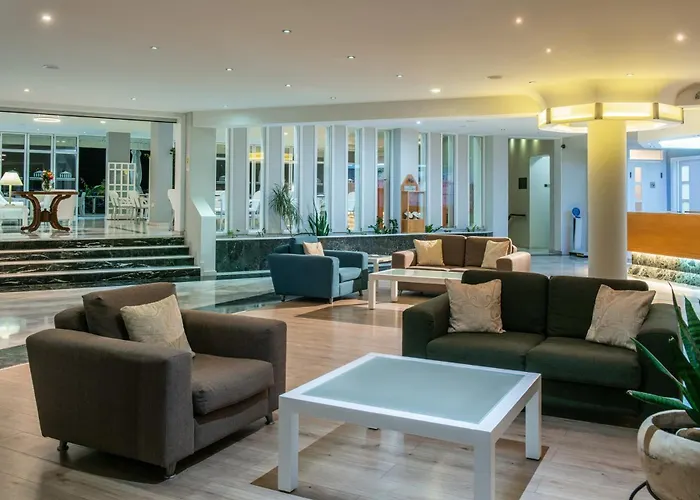 Mare & Water Park 5*