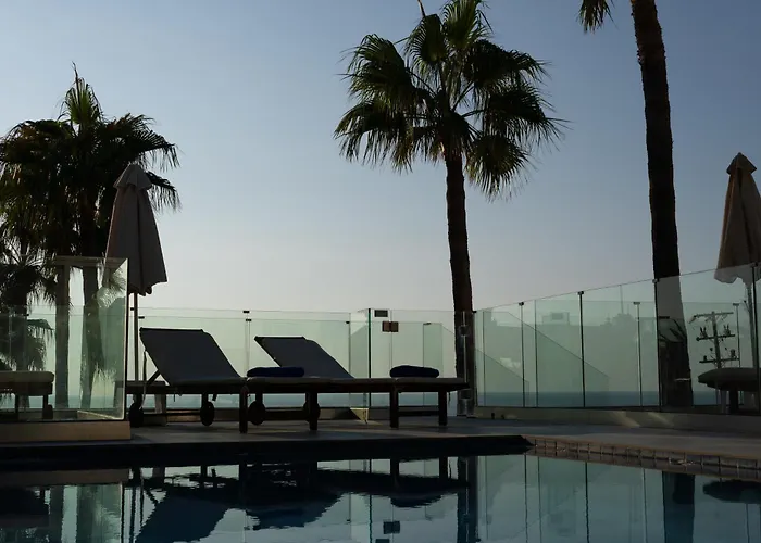 Hotel Mare & Water Park Rétino