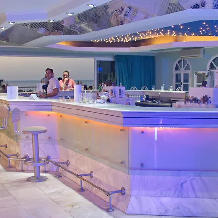 Mare & Water Park Hotel 5*